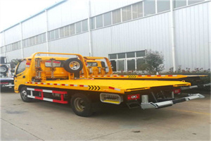 共青城附近拖车救援搭电