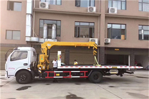 共青城附近汽车轮胎更换